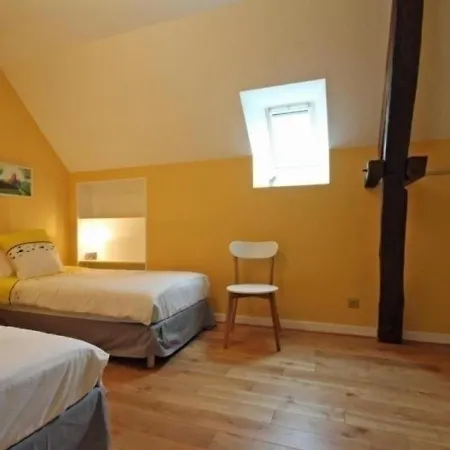 Alençon, 4 Pièces, 7 Personnes - Fr-1-497-24 Hébergement de vacances Alençon