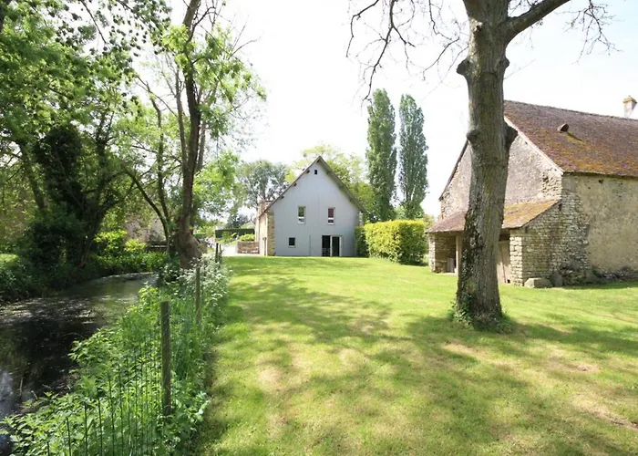 La Grange De Cerise - Traditionnel Avec Wifi, Proche - Fr-1-497-24 Feriehus